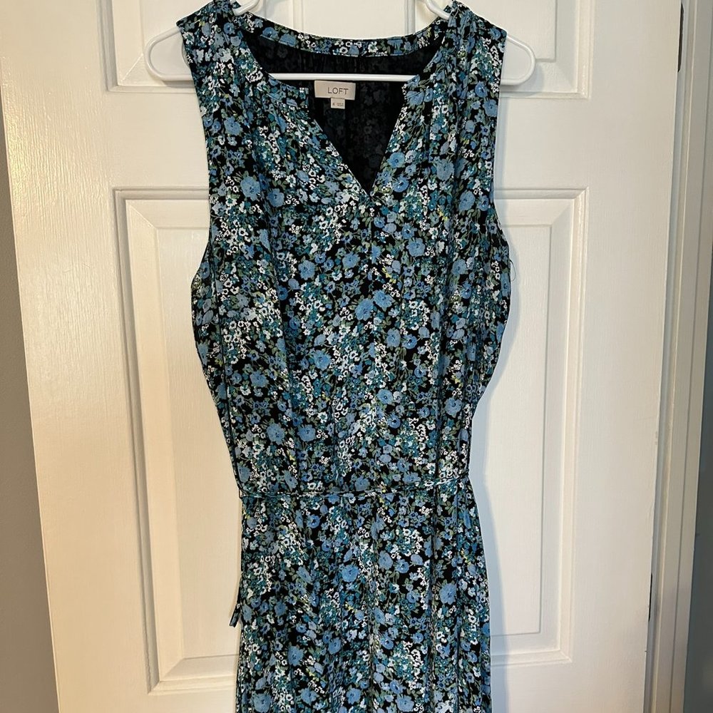 Sleeveless Blue Floral Loft XL Dress
